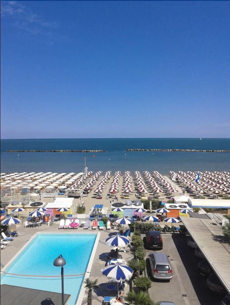 Hotel Italia Bellaria-Igea Marina Eksteriør billede